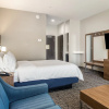 Отель Holiday Inn Express & Suites East Tulsa - Catoosa, фото 7