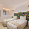 Отель Suncourt Lux Rooms, фото 4