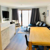 Отель Hotham 3 Bedroom Apt - 24 Lawlers, фото 12
