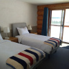 Отель Cariboo Log Guest House, фото 4