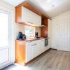 Отель Neat chalet with microwave 3.5 km. from the beach in Egmond, фото 5