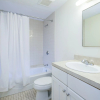 Отель Luxury 2BR + 100 Walkscore | Theatre District | Evonify, фото 10
