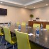 Отель Holiday Inn Express & Suites Alachua - Gainesville Area, an IHG Hotel, фото 42