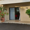Отель Pereybere Apartment-Lovely 3- bedroom rental unit, фото 1
