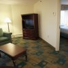 Отель La Quinta Inn & Suites by Wyndham Boston Somerville, фото 14