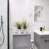 Отель Luxury 1 & 2 bed Apartment free parking, фото 10