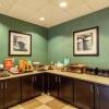 Отель Hampton Inn Front Royal, фото 34
