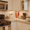 Отель Brooks Suites, фото 7
