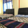 Отель SPOT ON 89857 Azra Inn Rumah Tumpangan, фото 13