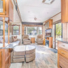 Отель Outdoor Glamping Destination Residence RV OK40, фото 2