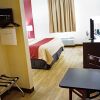 Отель Red Roof Inn & Suites Jacksonville, NC, фото 5