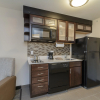 Отель Candlewood Suites Mishawaka North, an IHG Hotel, фото 23