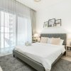 Отель Whitesage - Cozy Condo With Dazzling Cityscape and Canal Views, фото 6