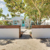 Отель Hollywood Beach Bungalow Near Golf: Pets Welcome!, фото 16