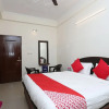 Отель OYO 11623 Hotel Shiva Palace, фото 6