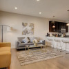 Отель @ Marbella Lane Executive Townhome, 20 mins to Boulder, фото 2