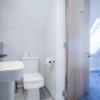 Отель Ocean Cabins @ The Square - Saundersfoot, фото 11