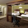 Отель Hampton Inn & Suites Saginaw, фото 3