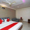 Отель OYO 28757 Pikus Inn, фото 21