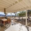 Отель The Way Out Ranch. Escape to Solitude on 2.5 acres, фото 10