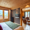 Отель Hotel-Chalet de Tradition Hotel Hermitage, фото 2
