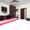 Отель OYO 8927 US Executive Suites, фото 7