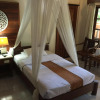Отель Bumi Ayu Bungalows, фото 2