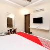 Отель Capital O 26689 Grand Vista, фото 21