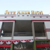 Отель OYO 1263 Jazz Anna Hotel, фото 1