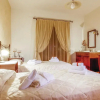 Отель Stunning Home in Houdetsi,heraklio With 6 Bedrooms, Internet and Outdoor Swimming Pool, фото 3