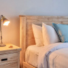 Отель Kingsland Contemporary 2BR with Carpark, фото 4