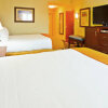 Отель Holiday Inn Exp Suites Ooltewah Springs, фото 2