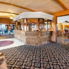 Отель Ramada by Wyndham Mackinaw City Waterfront, фото 2