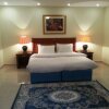 Отель La Fontaine Al Jawharah Suites, фото 1
