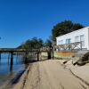 Отель The Boat House - Water Front, Wifi, Pet Friendly 1 Bedroom Home by Redawning в Норфолке