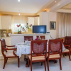 Отель Verga Majestic Sunsets - Villa Close to the Beach, фото 22