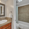 Отель Deluxe 21st Floor Corner Condo with Diamond Head Views, FREE Parking & Wifi! by Koko Resort Vacation, фото 9