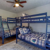 Отель Pinecrest Townhomes-1KING and 2BUNK UNIT, фото 3