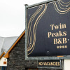 Отель Twin Peaks B&B, фото 1