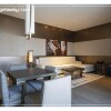 Отель HomesGetaway- Lavish1BR in Creek Heights, фото 13