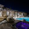 Отель Beyond Beachfront Super Paradise Villa, фото 17