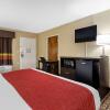 Отель SureStay Hotel by Best Western Lenoir City, фото 42