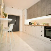 Отель GOLDEN LEAF - Stunning Central 1BR Apt, фото 2