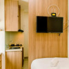 Отель Homey And Compact Studio Apartment At B Residence, фото 6