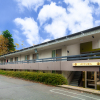 Отель B&B Hotel Louveciennes в Лувесьен
