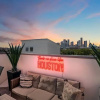 Отель Luxury Downtown Getaway With Breathtaking Views, фото 19