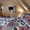Отель Choose Joy 2 Bedrooms 2 Bathrooms Cabin, фото 3