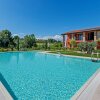 Отель Modern Holiday Home in Lazise With Private Pool, фото 1