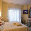 Отель Strand Hotel Terme Delfini в Искье