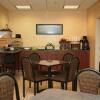 Отель Americas Best Value Inn Louisville, фото 12